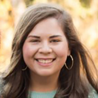 Elle Tedder headshot